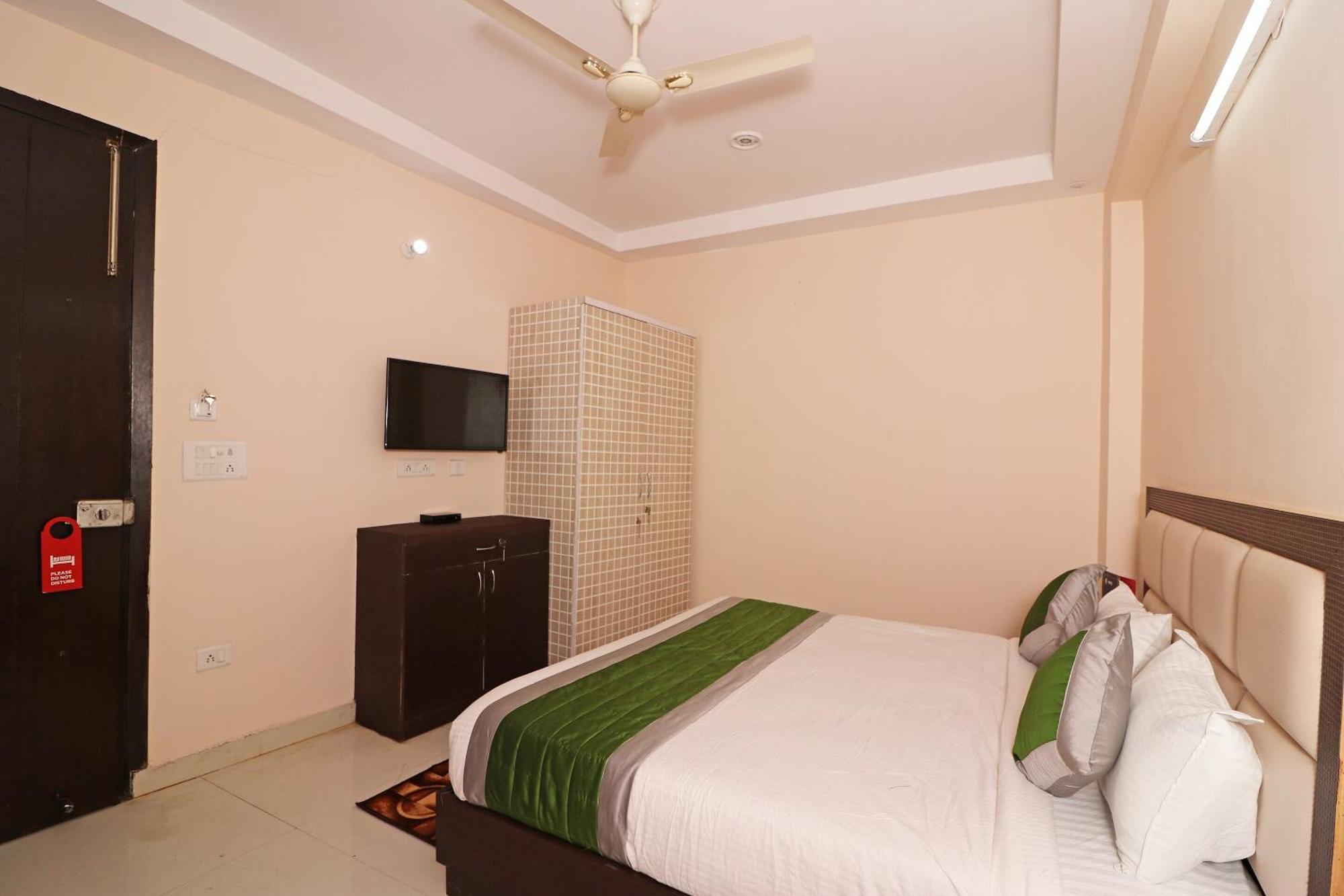 Hotel O Avalon Palace New Delhi Ngoại thất bức ảnh